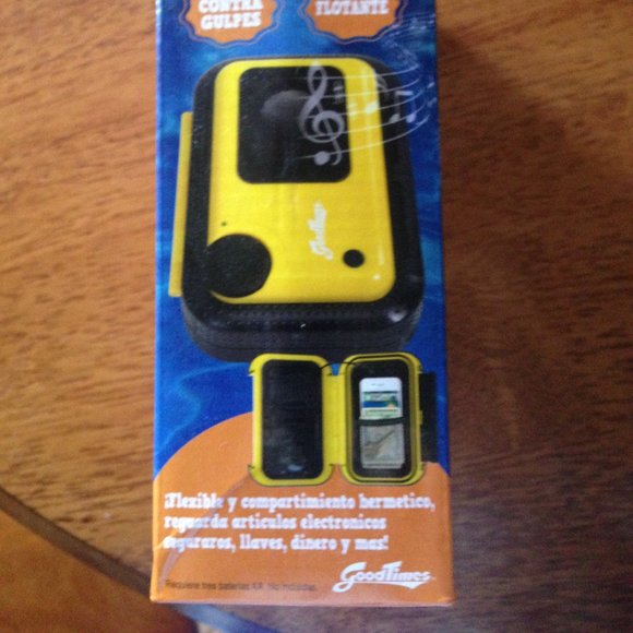 Good Times Waterproof Speaker Case Shock Resistant - Picture 4 of 6